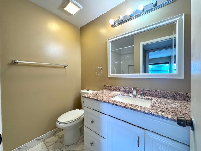 900 S Normandy Lane, Delray Beach, FL 33484