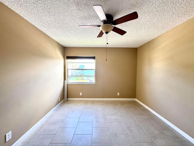 900 S Normandy Lane, Delray Beach, FL 33484