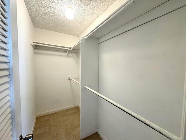 900 S Normandy Lane, Delray Beach, FL 33484