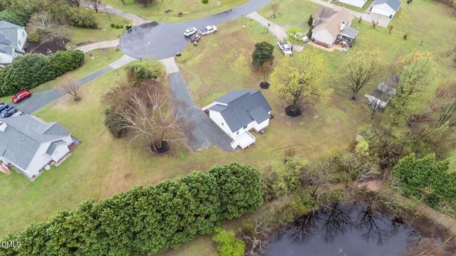 717 Slippery Bank Court, Benson, NC 27504