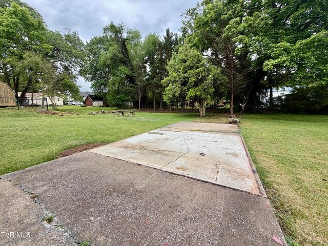 408 West F Street, Elizabethton, TN 37643