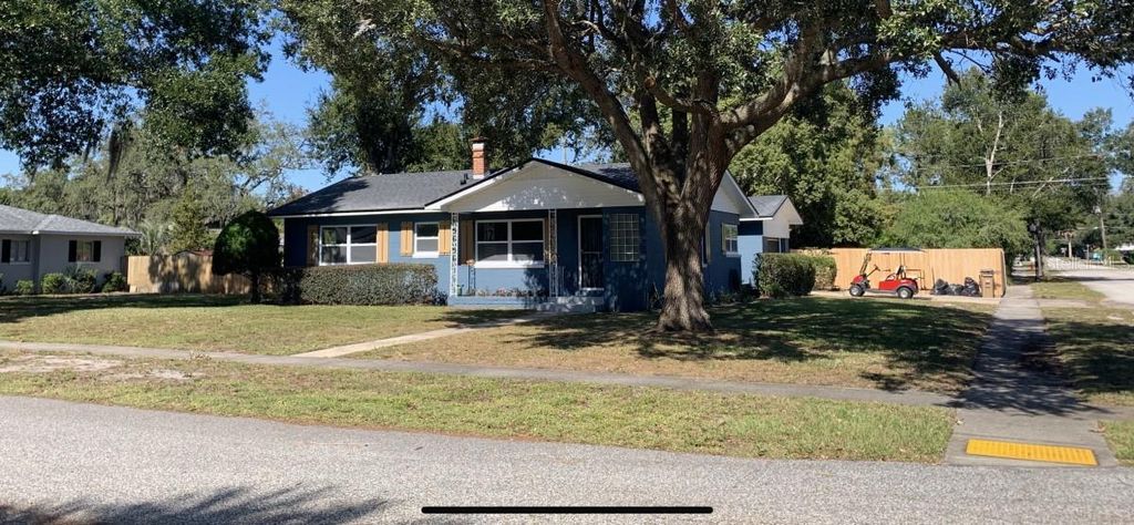 2237 WASHINGTON ROAD, Mount Dora, FL 32757