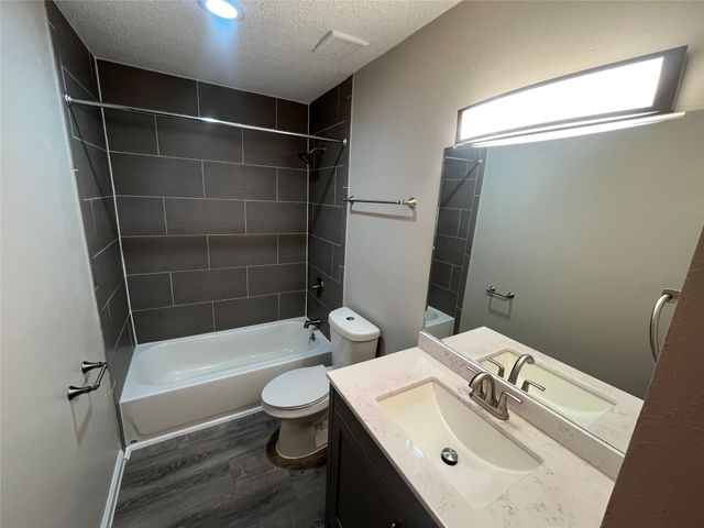 1733 Leicester Street, Garland, TX 75044