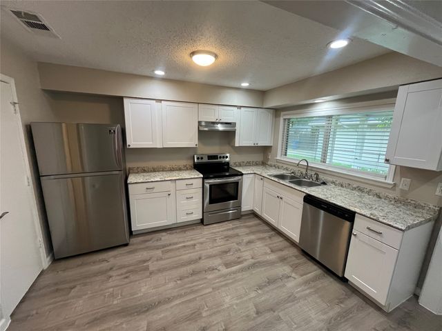 1733 Leicester Street, Garland, TX 75044