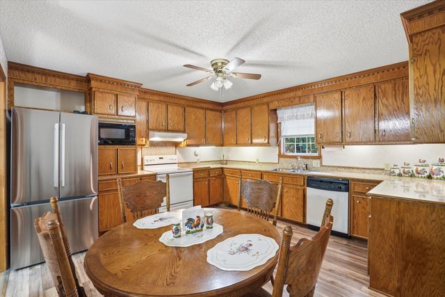 690 Lannie Lane, Moncks Corner, SC 29461