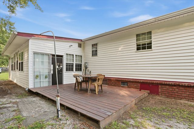 690 Lannie Lane, Moncks Corner, SC 29461