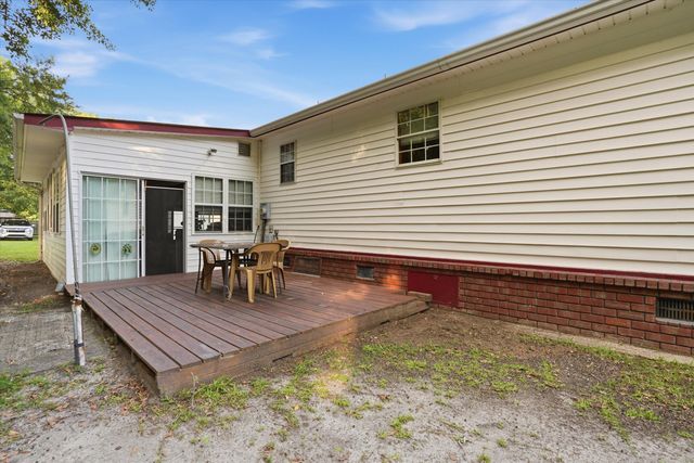690 Lannie Lane, Moncks Corner, SC 29461
