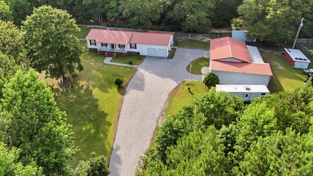 690 Lannie Lane, Moncks Corner, SC 29461