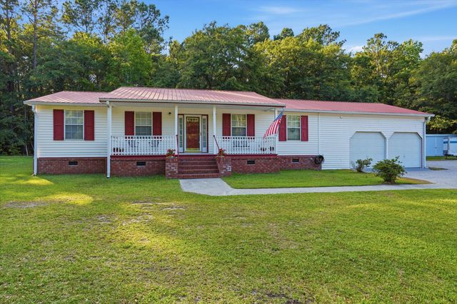 690 Lannie Lane, Moncks Corner, SC 29461