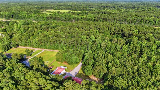 690 Lannie Lane, Moncks Corner, SC 29461