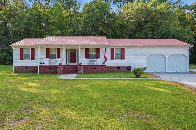 690 Lannie Lane, Moncks Corner, SC 29461