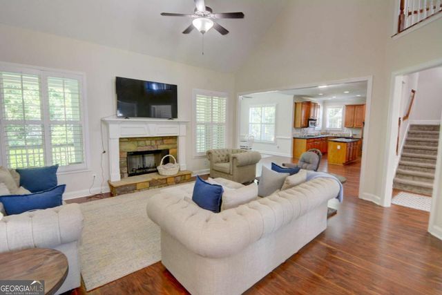 8220 Sagewood Drive, Gainesville, GA 30506