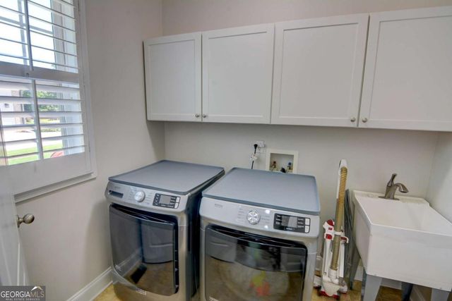 8220 Sagewood Drive, Gainesville, GA 30506