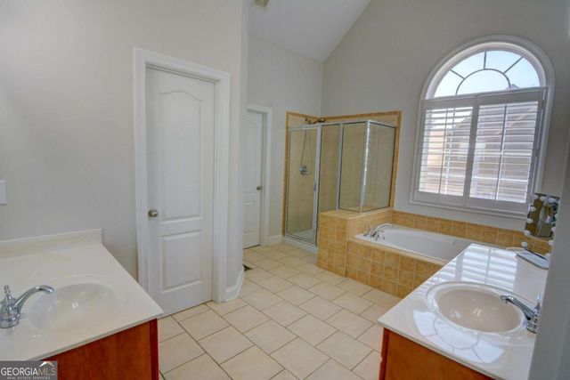 8220 Sagewood Drive, Gainesville, GA 30506