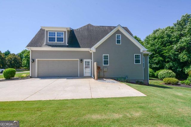 8220 Sagewood Drive, Gainesville, GA 30506