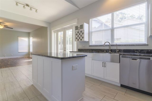 9406 OAK MEADOW COURT, Tampa, FL 33647