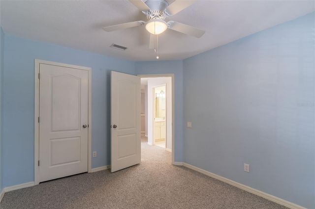 9406 OAK MEADOW COURT, Tampa, FL 33647