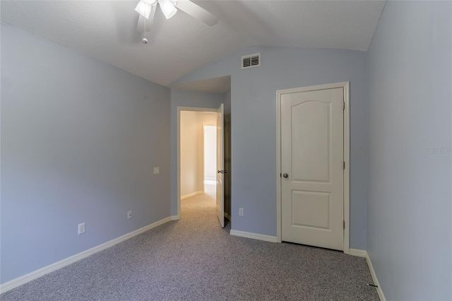 9406 OAK MEADOW COURT, Tampa, FL 33647