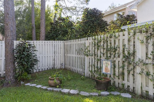 9406 OAK MEADOW COURT, Tampa, FL 33647