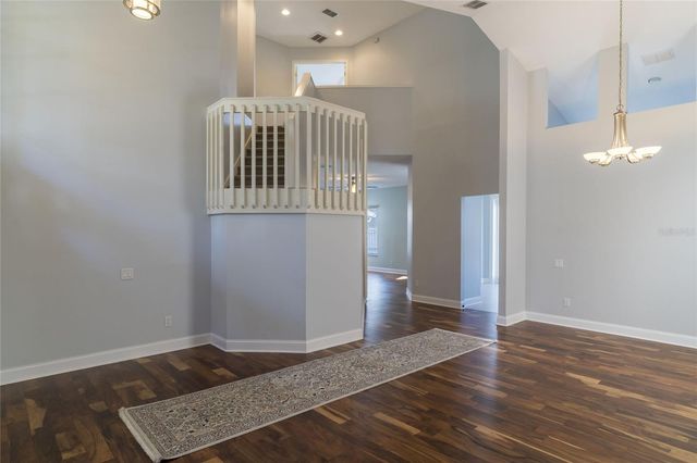 9406 OAK MEADOW COURT, Tampa, FL 33647