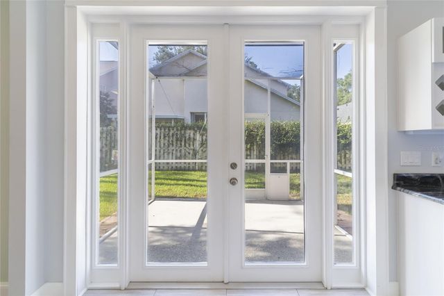 9406 OAK MEADOW COURT, Tampa, FL 33647