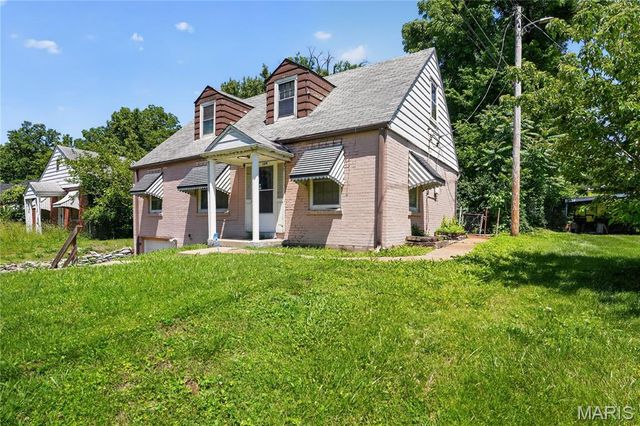 109 Chambers Road, St Louis, MO 63137