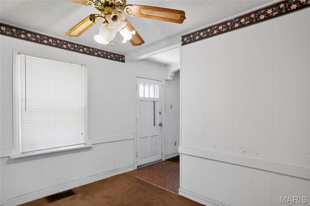 109 Chambers Road, St Louis, MO 63137