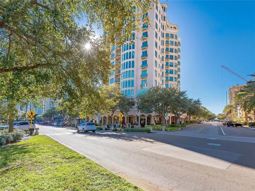 288 BEACH DRIVE NE 6A, St Petersburg, FL 33701