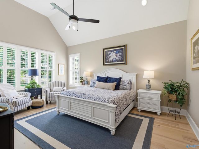 70 Natures Way, Guntersville, AL 35976