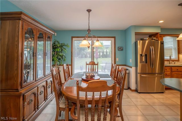 11507 Lela Avenue NW, Uniontown, OH 44685