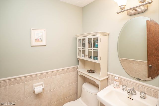 11507 Lela Avenue NW, Uniontown, OH 44685