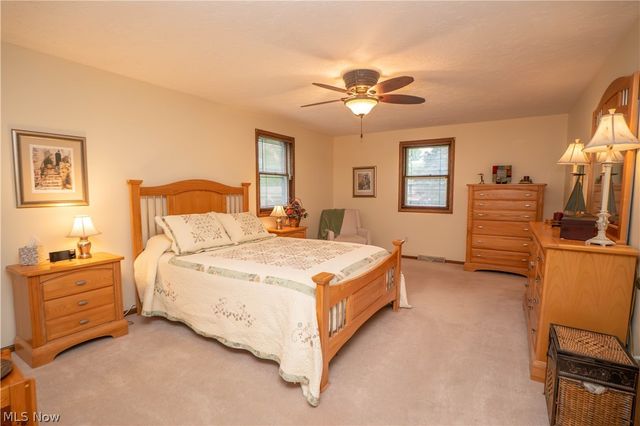 11507 Lela Avenue NW, Uniontown, OH 44685