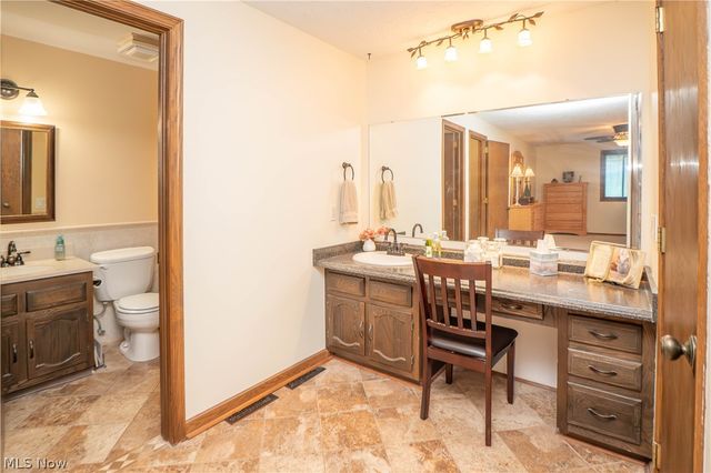 11507 Lela Avenue NW, Uniontown, OH 44685