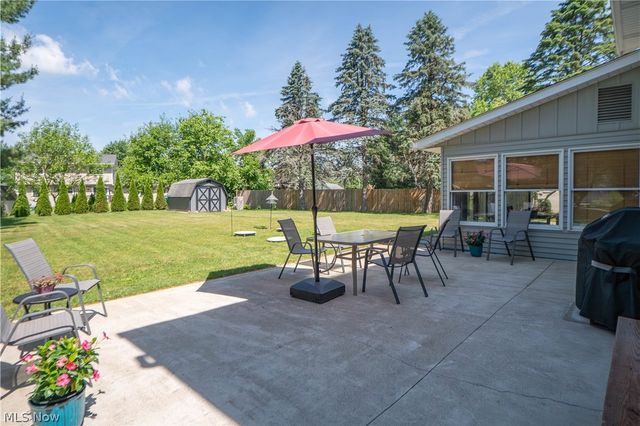 11507 Lela Avenue NW, Uniontown, OH 44685