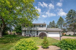 11507 Lela Avenue NW, Uniontown, OH 44685