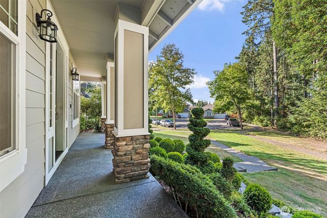 8504 Lackland Court NE, Lacey, WA 98516