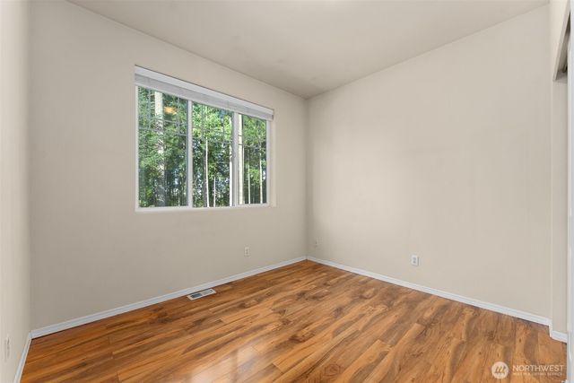 8504 Lackland Court NE, Lacey, WA 98516