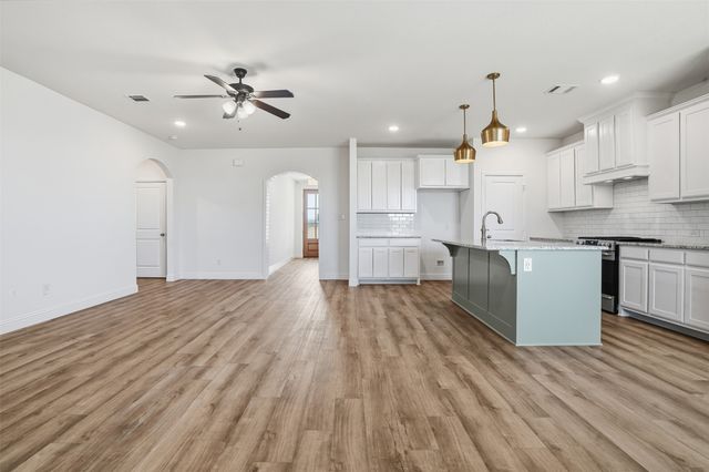 11708 Blackfoot Court, Godley, TX 76044