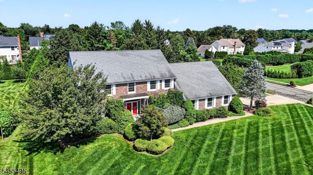46 Waverly Pl, South Brunswick Twp., NJ 08852