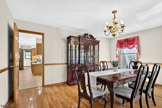 46 Waverly Pl, South Brunswick Twp., NJ 08852