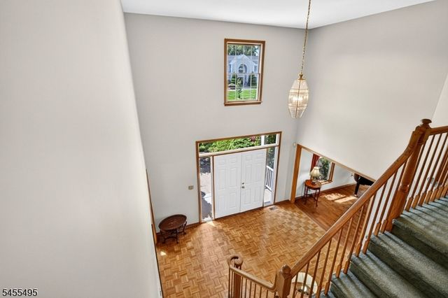 46 Waverly Pl, South Brunswick Twp., NJ 08852