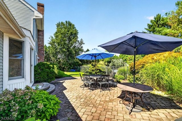 46 Waverly Pl, South Brunswick Twp., NJ 08852
