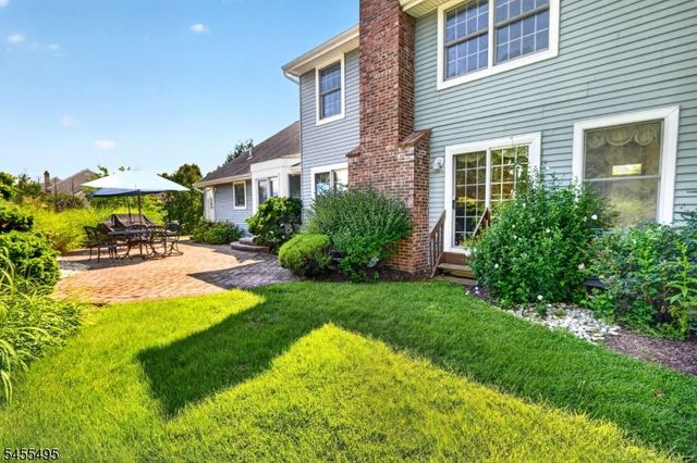 46 Waverly Pl, South Brunswick Twp., NJ 08852