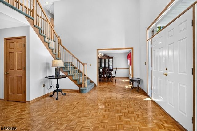 46 Waverly Pl, South Brunswick Twp., NJ 08852