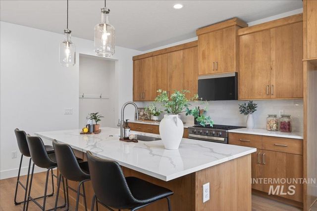 14898 Brown Pelican St, Caldwell, ID 83607