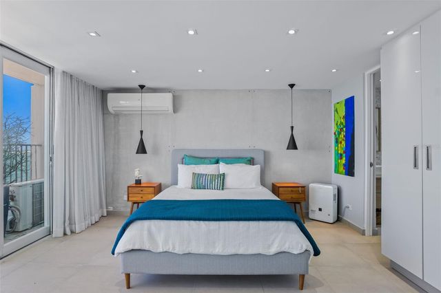 890 AVE ASHFORD 1, San Juan, PR 00907