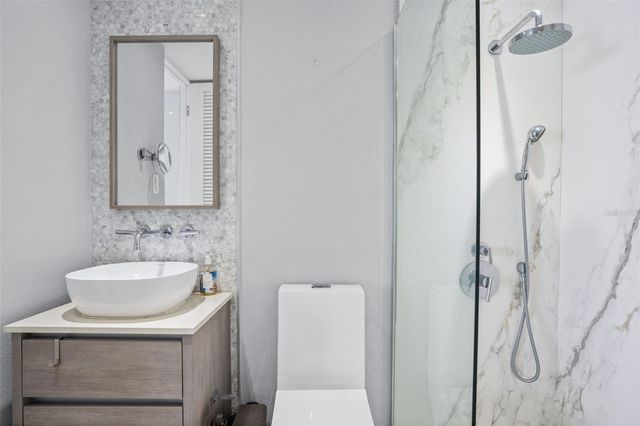 890 AVE ASHFORD 1, San Juan, PR 00907