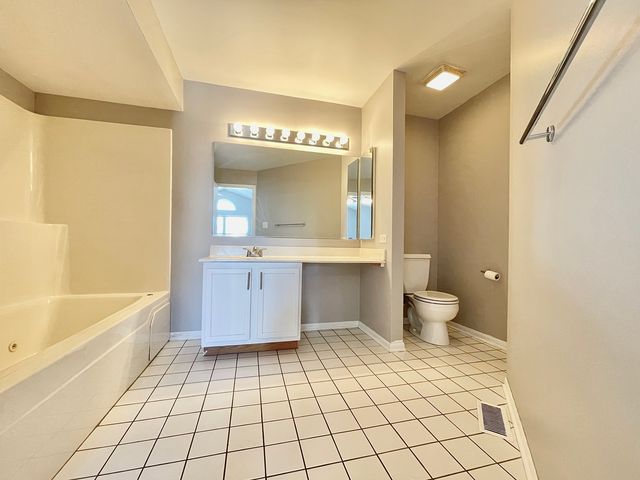 13841 Cambridge Circle, Plainfield, IL 60544