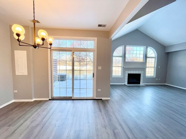 13841 Cambridge Circle, Plainfield, IL 60544