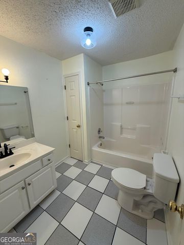 109 Courtyard Drive, Thomasville, GA 31757